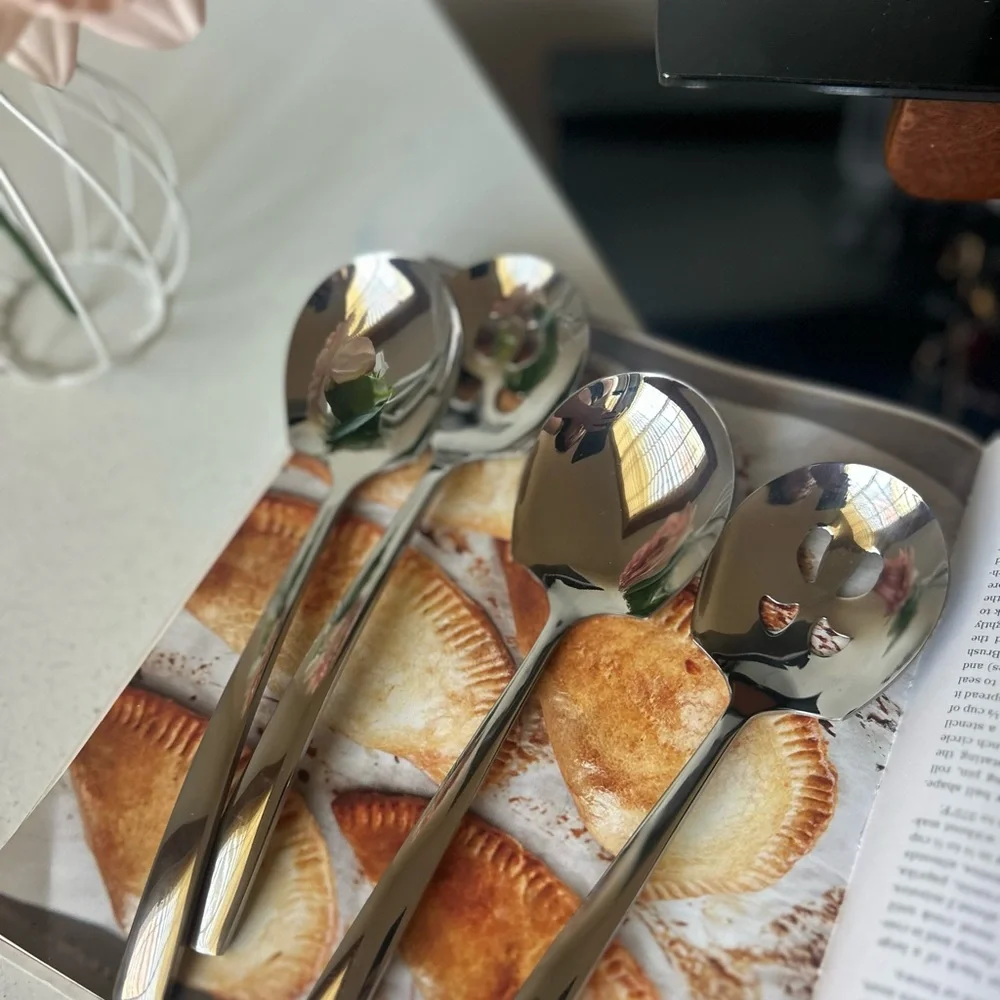 4 pcs new Elegant Silver Spoon Set